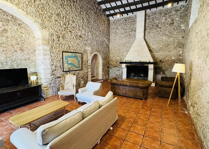 בית כפרי Binimazoch *