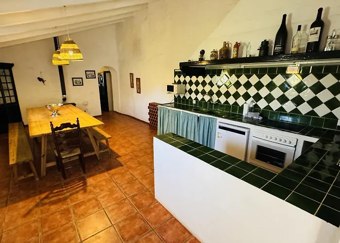 בית כפרי Binimazoch